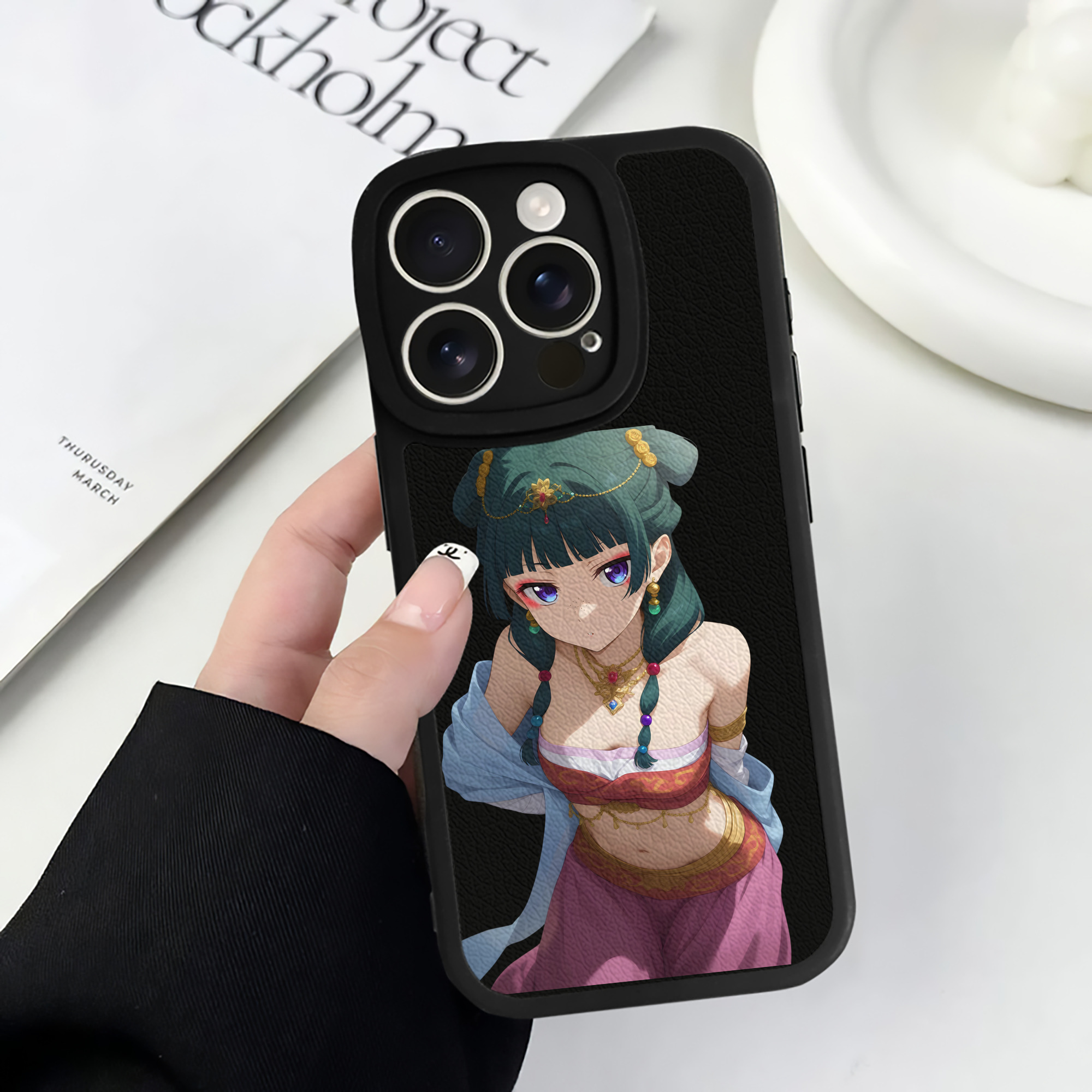 薬屋のひとりごと The Apothecary Diaries 【iPhone 16シリーズ対応】シリコンスマホケース（レザー調） 材質：シリコン